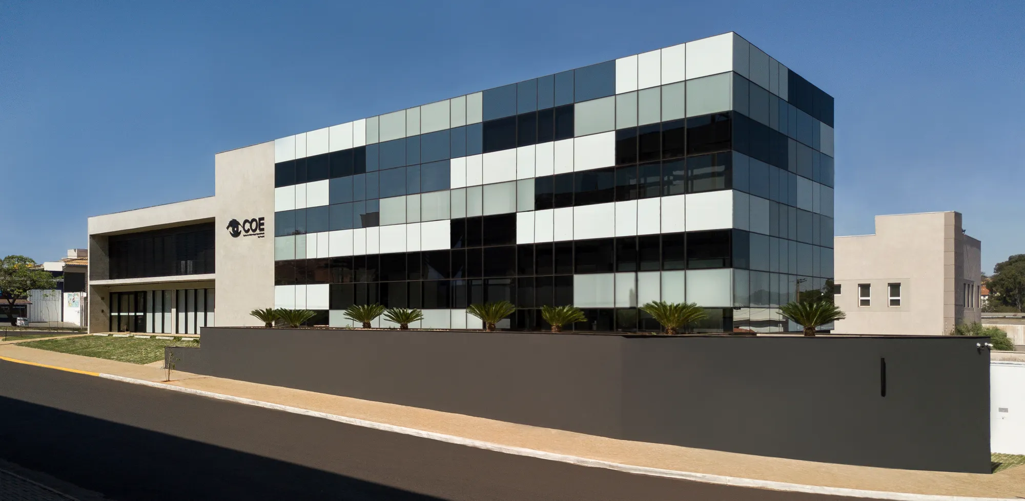 COE — Centro de Oftalmologia Especializada