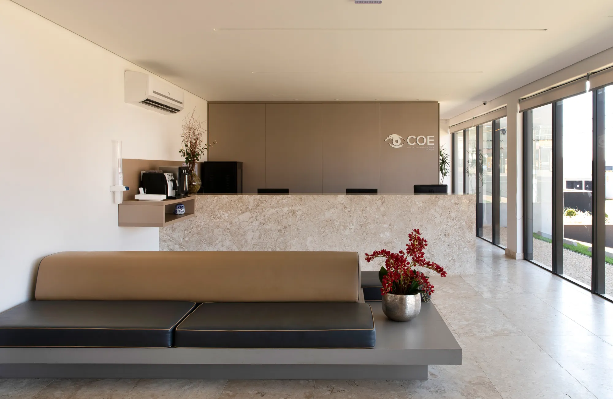 COE — Centro de Oftalmologia Especializada — imagem 32