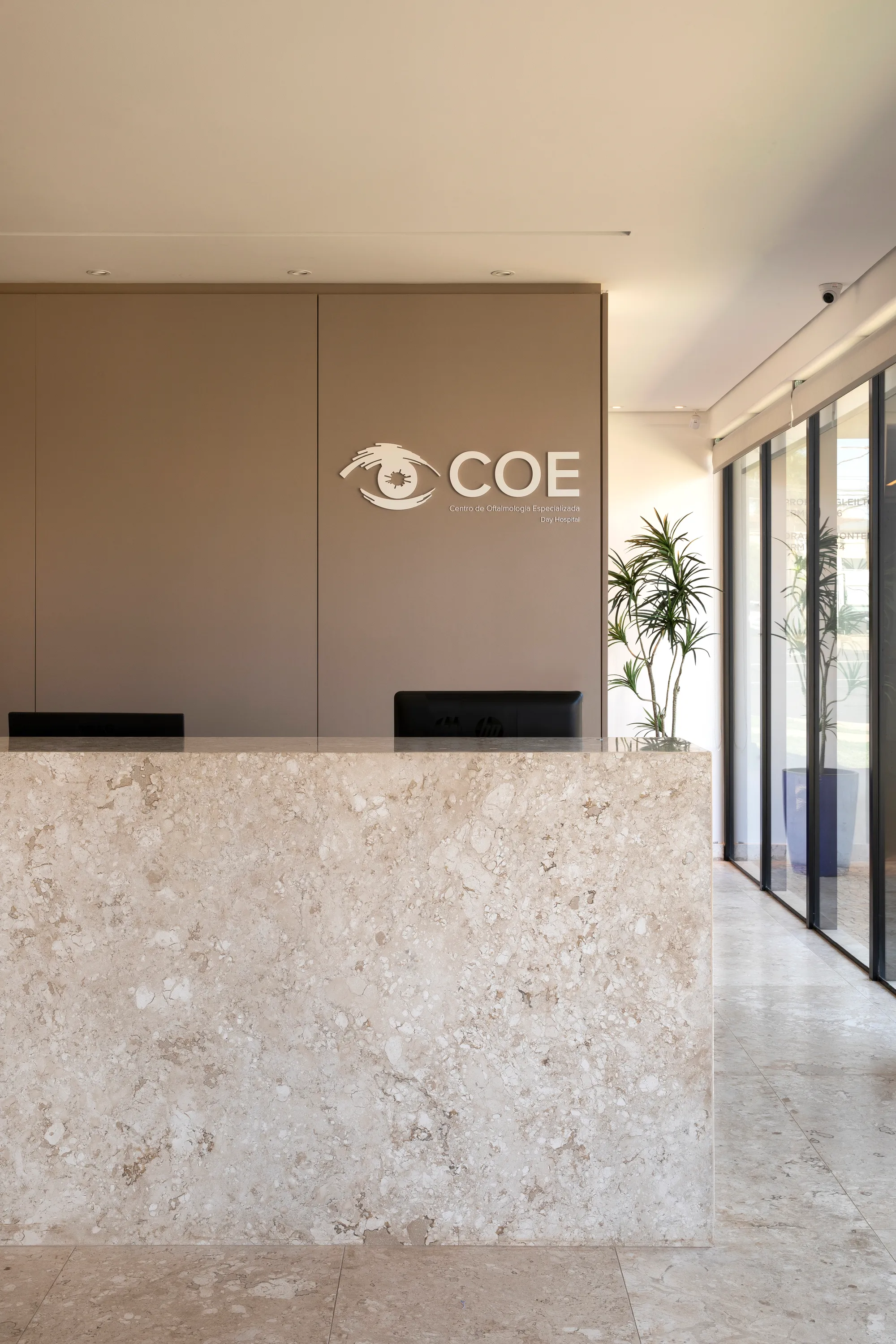 COE — Centro de Oftalmologia Especializada — imagem 34